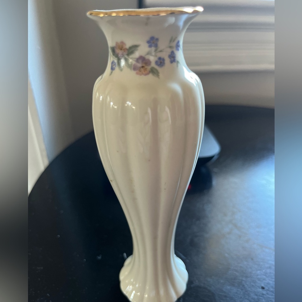 Lenox 24k gold trim bud vase porcelain